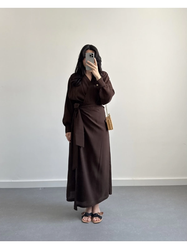 KAHVE TENSEL KRUVAZE YAKA ANVELEP ELBİSE