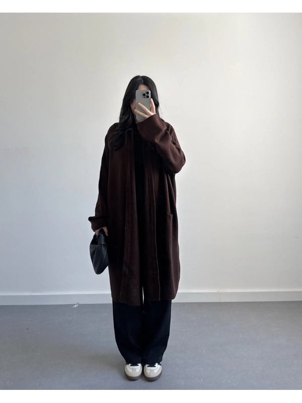 KAHVE UZUN CEPLİ HIRKA