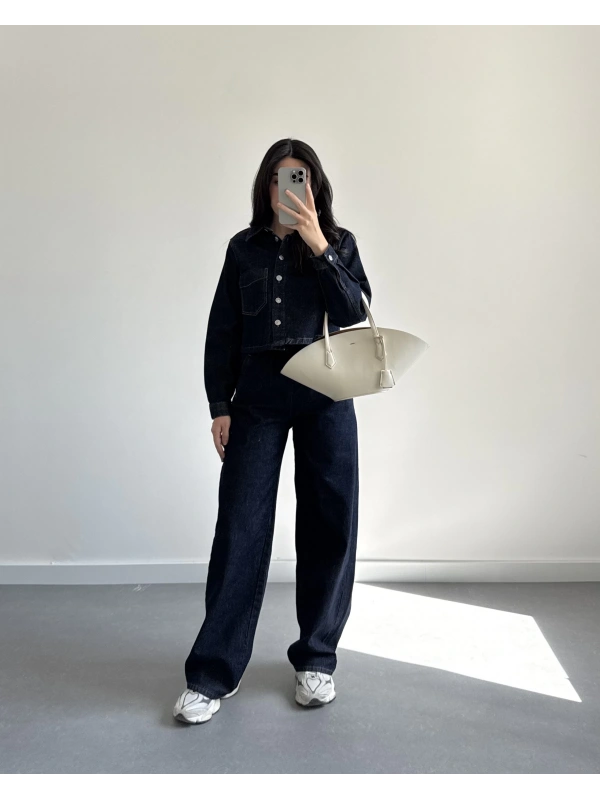 KOT GÖMLEKLİ TAKIM