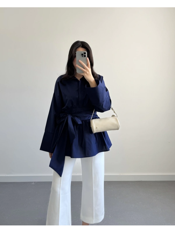 LACİVERT BELİ KUŞAKLI POPLİN GÖMLEK