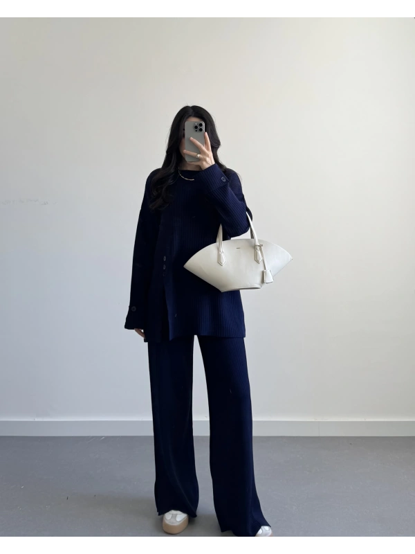 LACİVERT DÜĞMELİ TRİKO TAKIM