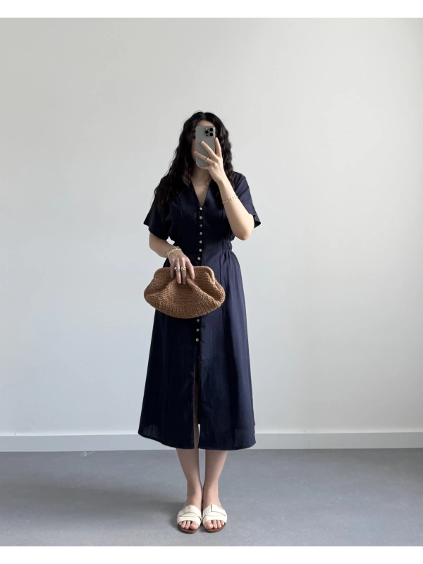 LACİVERT DÜĞMELİ V YAKA ELBİSE