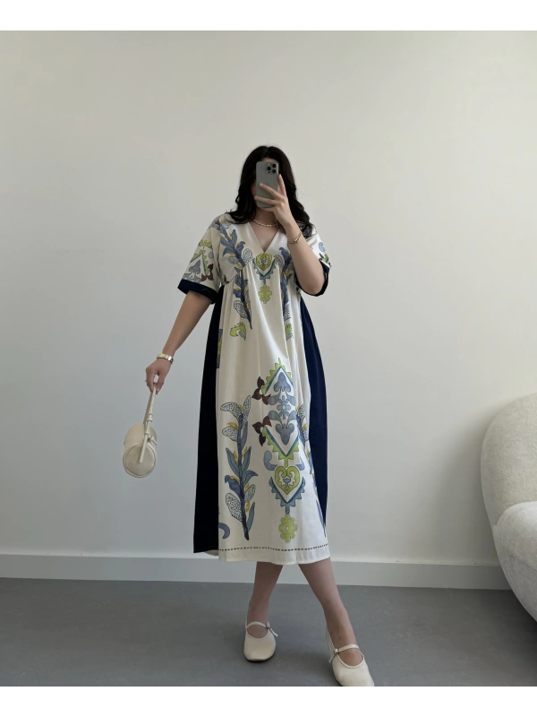 Lacivert keten V yaka elbise