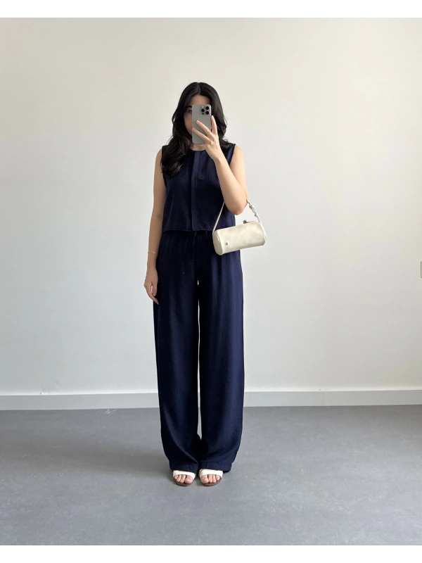 LACİVERT ÖNDEN DÜĞMELİ YELEK TAKIM