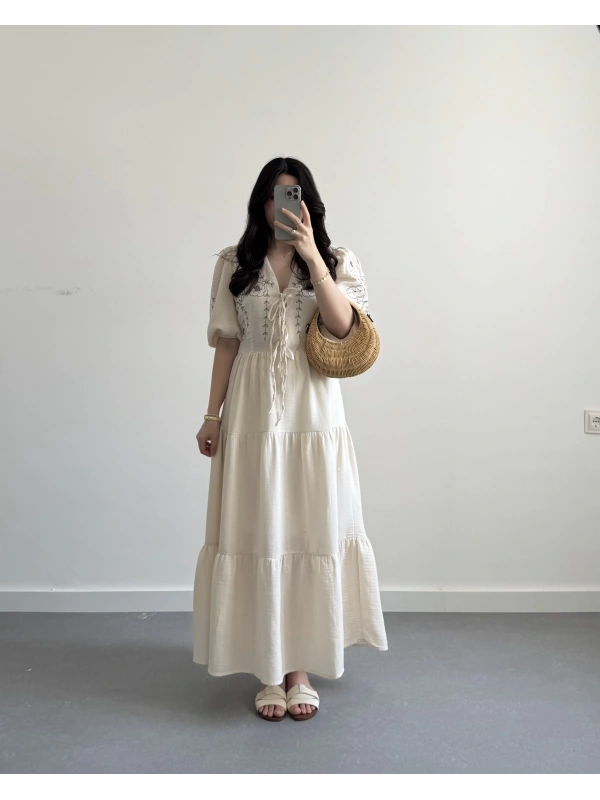 LİSİ BEJ NAKIŞLI MÜSLİN ELBİSE