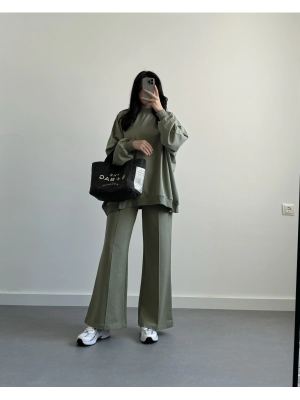 Mevsimlik Çağla Yeşil Oversize Takım
