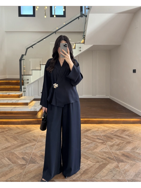 LACİVERT YONCA BROŞLU TAKIM - 8896