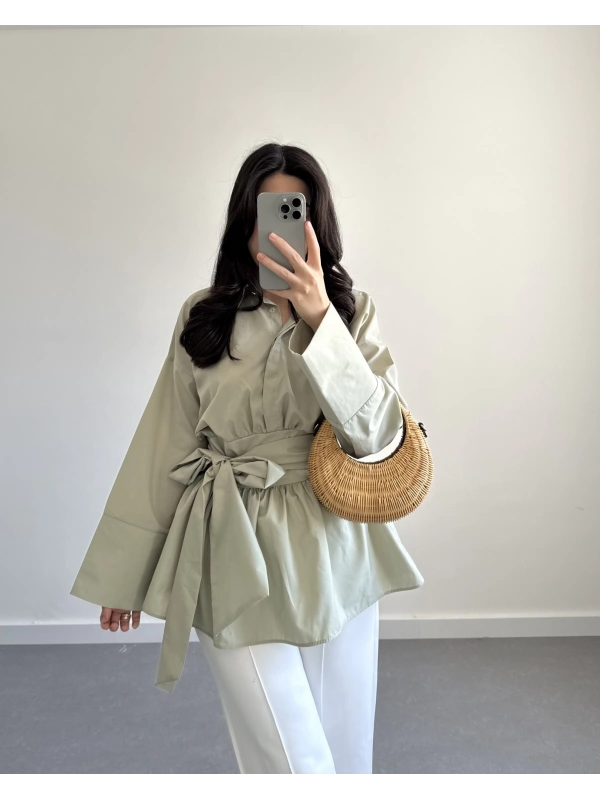 MİNT YEŞİL BELİ KUŞAKLI POPLİN GÖMLEK