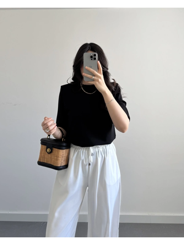 MSD SİYAH VATKALI YARIM KOL TSHİRT