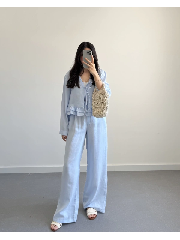 NAİA BEBE MAVİ ÖNÜ BAĞLAMALI TAKIM