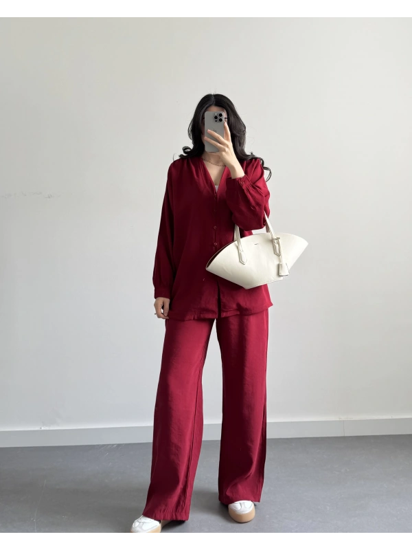 NAR ÇİÇEĞİ ÖNÜ DÜĞMELİ V YAKA TAKIM