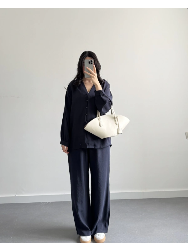 ANTRASİT ÖNÜ DÜĞMELİ V YAKA TAKIM