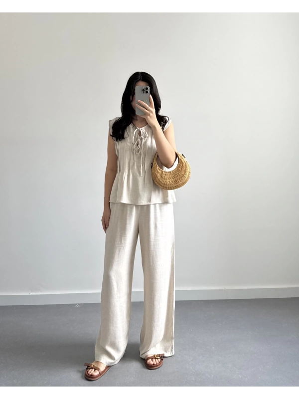 NATURAL BAĞCIK DETAYLI BLUZ TAKIM