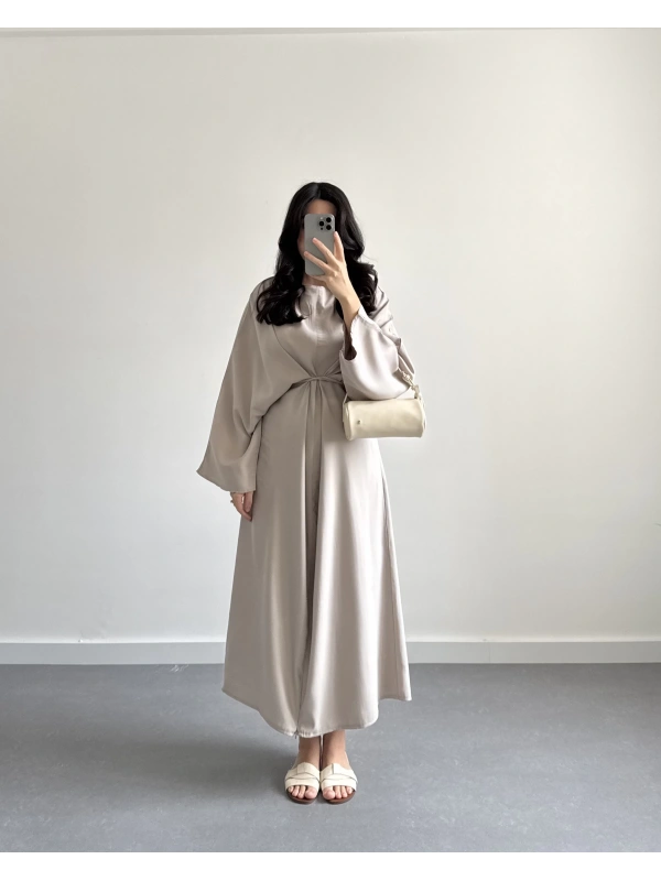 ÖNDEN BAĞCIKLI TENSEL ELBİSE BEJ