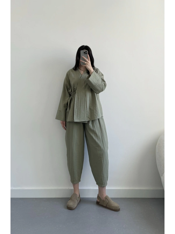 Önü bağlamalı haki keten tasarım takım