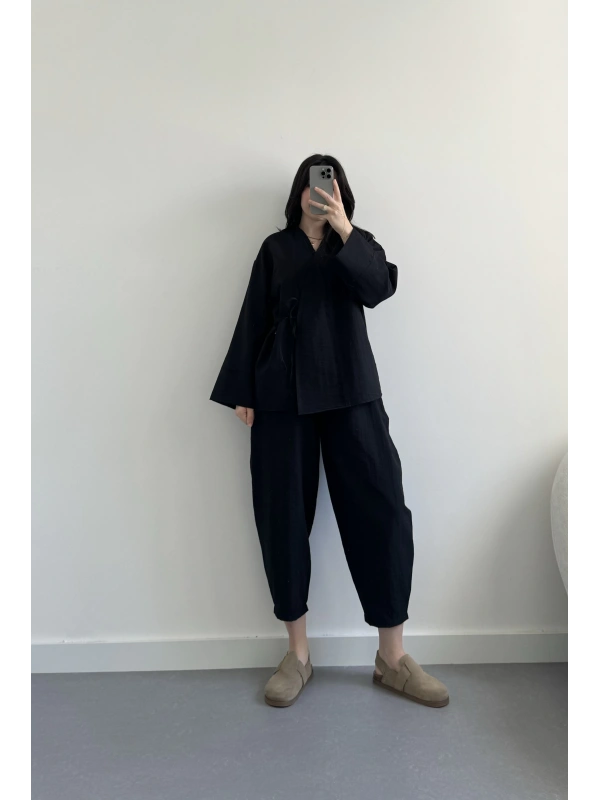 Önü bağlamalı siyah keten tasarım takım