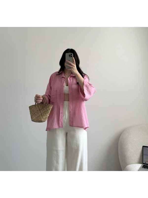 Pembe tasarım çizgili gömlek