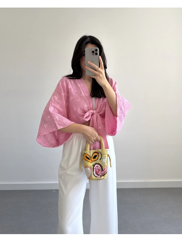 PEMBE İŞLEMELİ MÜSLİN KİMONO