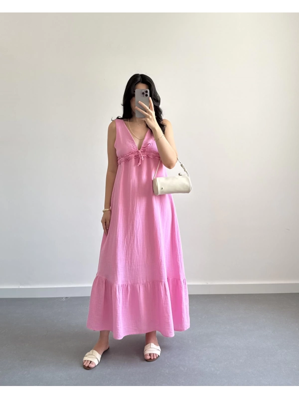 PEMBE MÜSLİN SIRT DEKOLTELİ ELBİSE