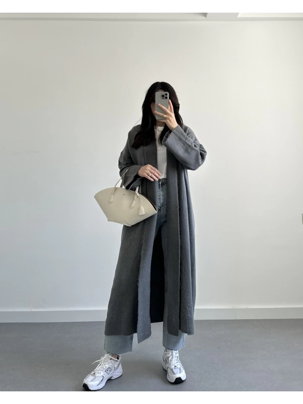 PİNTEREST GRİ UZUN HIRKA