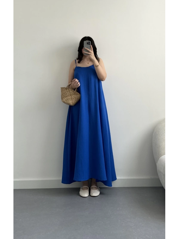 Saks mavi askılı elbise