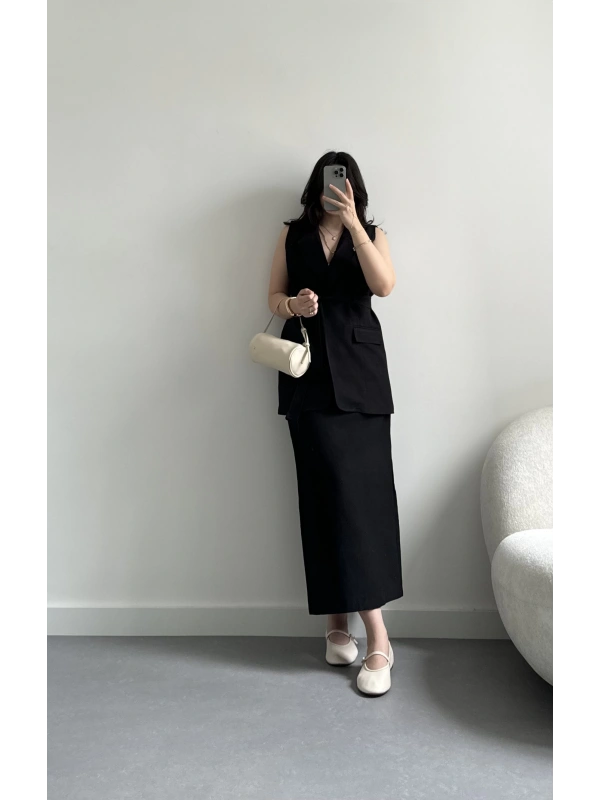 Siyah etekli yelek takım