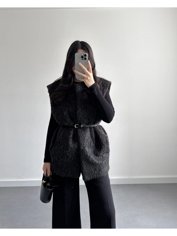 SİYAH KEMERLİ PELUŞ YELEK