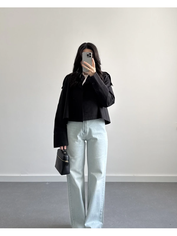 SİYAH KISA VOLANLI TRENÇKOT E7534