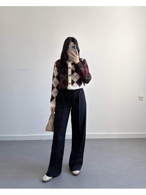 SİYAH ÖNÜ ÇİMALI PANTOLON