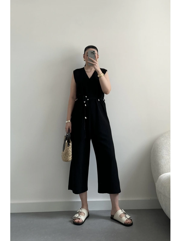 Siyah rahat kesim kemerli tulum