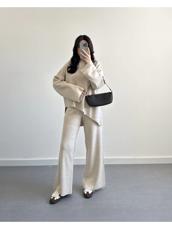 TAŞ ASİMETRİK KESİM TRİKO TAKIM