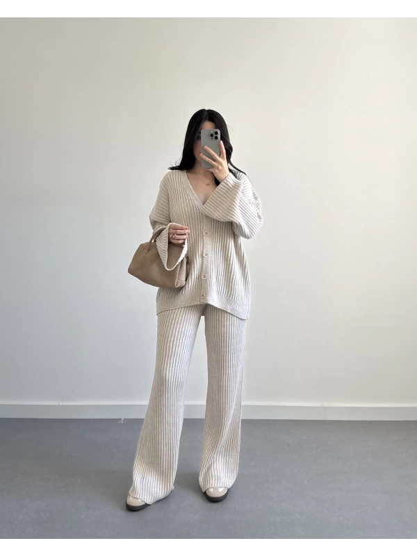 TAŞ BASİC FİTİLLİ HIRKA TAKIM