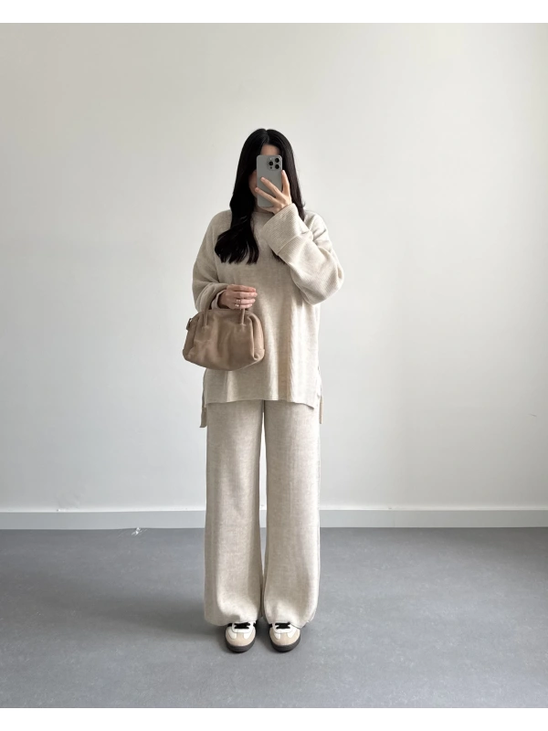 TAŞ SELANİK KUMAŞ TRİKO TAKIM