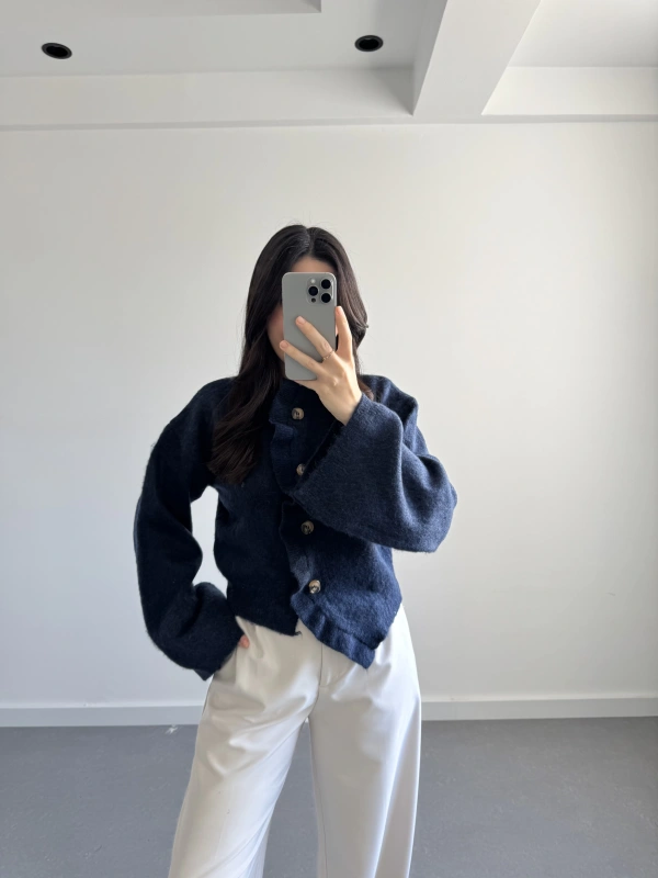 VOLAN DETAYLI TRİKO HIRKA LACİVERT