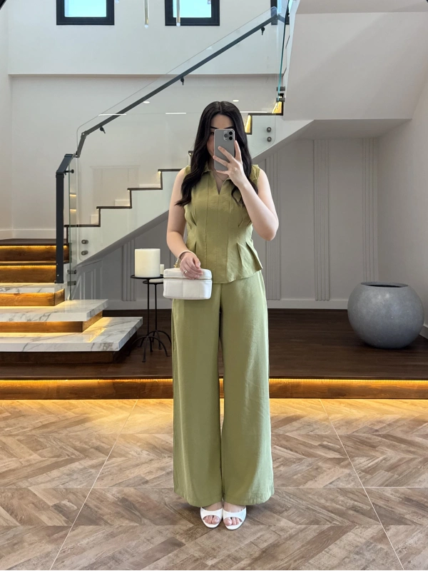 YEŞİL ARKA BAĞLAMALI TAKIM