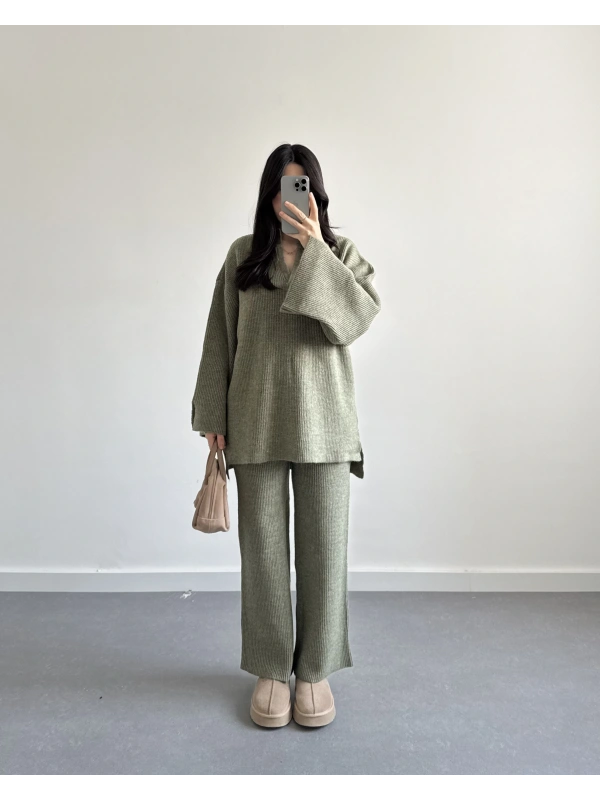 YEŞİL POLO YAKA TRİKO TAKIM