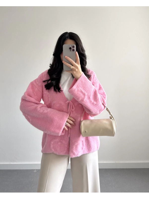 YUMOŞ ÖNDEN BAĞLAMALI HIRKA PEMBE