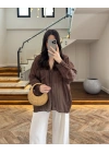 KAHVE ÇİZGİLİ DÜŞÜK OMUZ GÖMLEK-5449