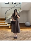 KAHVE VOLAN DETAY ELBİSE-2370