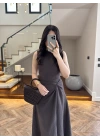 KAHVE DÜĞÜM DETAY KOLSUZ ELBİSE -2386