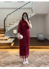 BORDO TEK OMUZ DESENLİ SİMLİ ELBİSE -4033