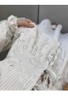 GRİ ÇİZGİLİ BEBE YAKA PÜSKÜL BLUZ
