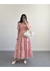HANNA GÜPÜRLÜ PEMBE ELBİSE