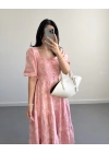 HANNA GÜPÜRLÜ PEMBE ELBİSE