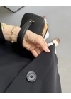 HARDY CREP KUMAŞ ÖNÜ DÜĞMELİ KİMONO SİYAH