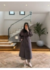 KAHVE EKOSE KUŞAKLI UZUN TRENÇ -7801