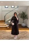 (KARGOLAMA 5-7 EKİM )KAHVE KAYIK YAKA SATEN ELBİSE -26K5402