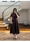 KAHVE PELERİNLİ TAŞLI ELBİSE -3198
