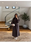 KAHVE PİLE DETAY YARASA KOL ELBİSE-26K5404