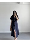 LACİVERT DÜĞMELİ V YAKA ELBİSE